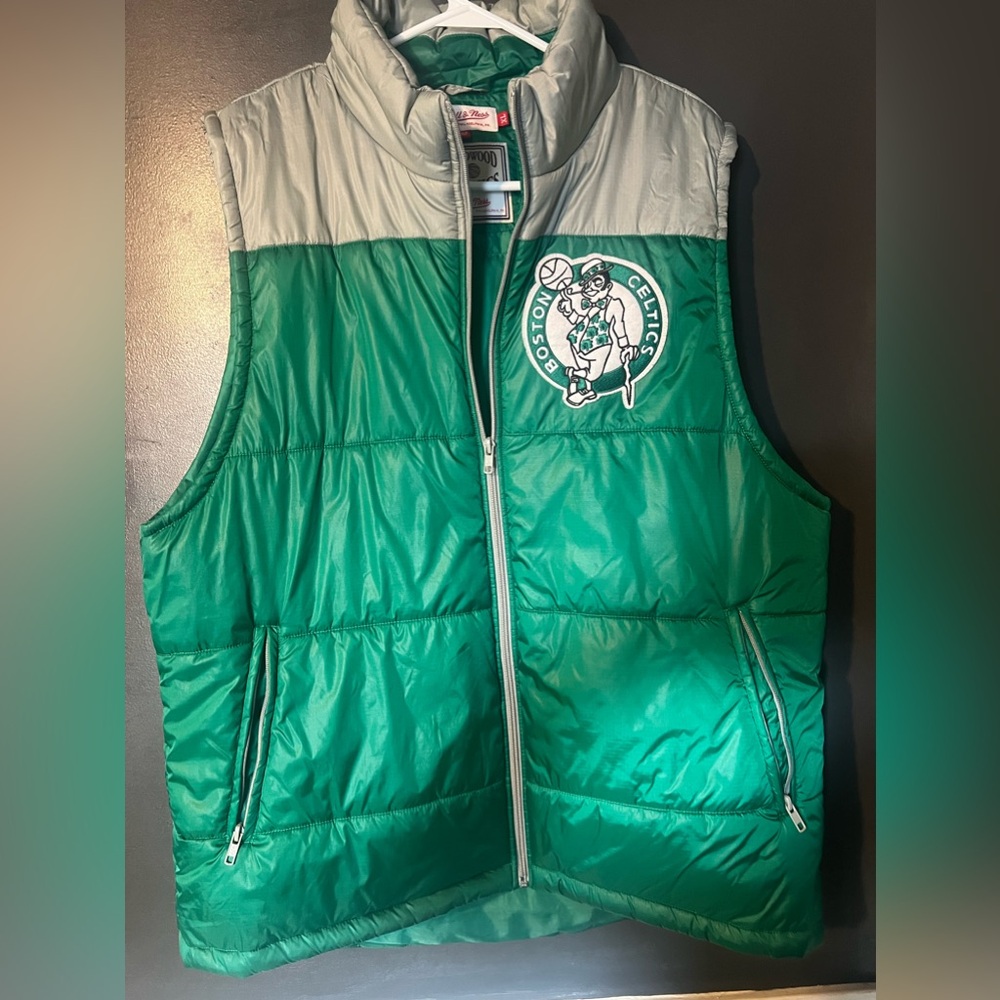 Mitchell and ness Boston Celtic zip up vest